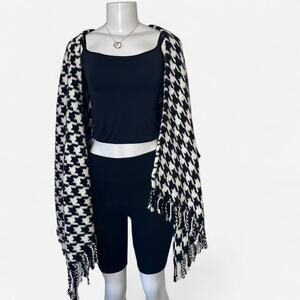 houndstooth shawl cover up cape cardigan top dopamine scarf white black one size